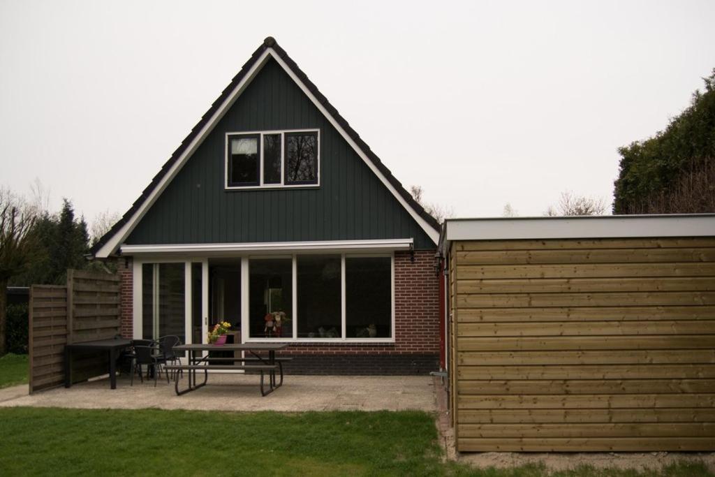 Groepsaccommodatie Kom In De Bedstee Sprookje Winterswijk Exterior foto